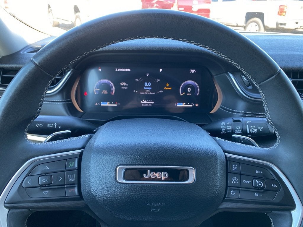 2023 Jeep Grand Cherokee L Laredo