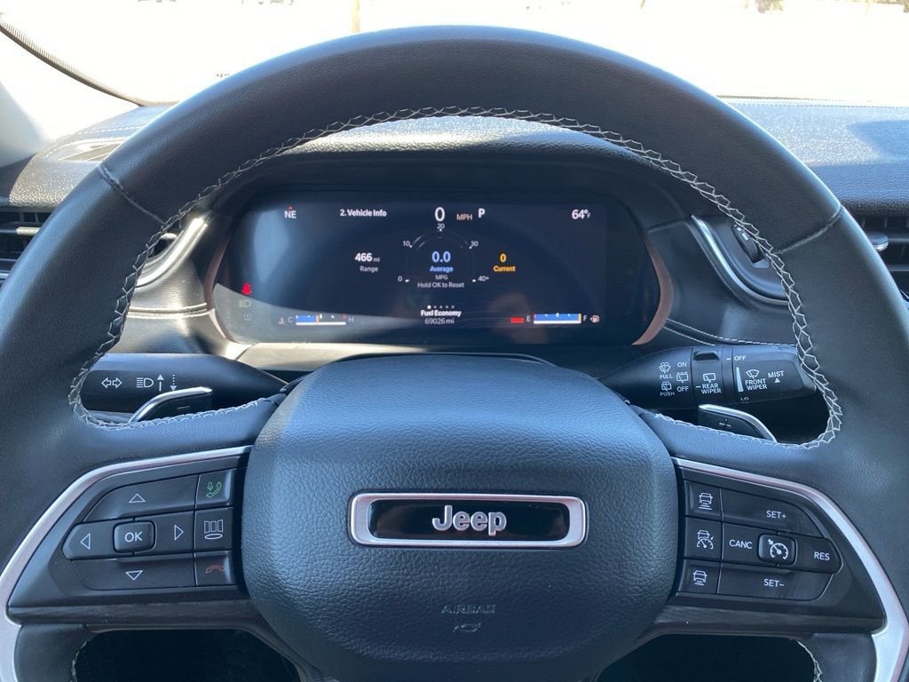 2023 Jeep Grand Cherokee L Laredo