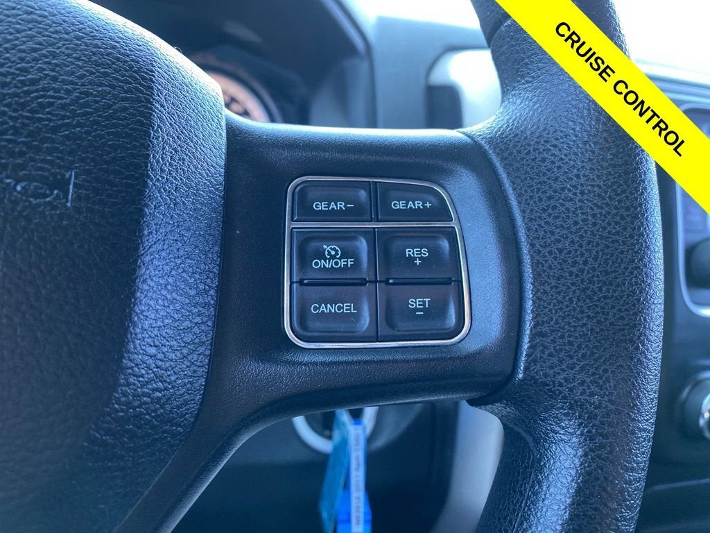 2017 RAM 1500 SLT
