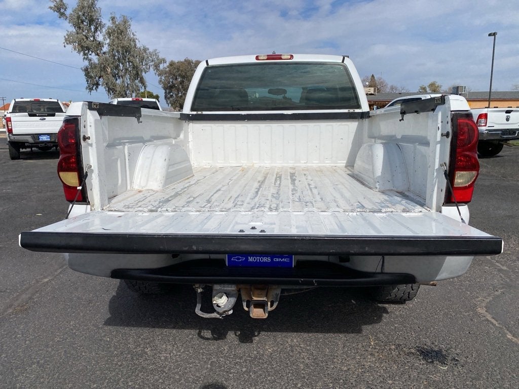 2004 Chevrolet Silverado 1500 Work Truck