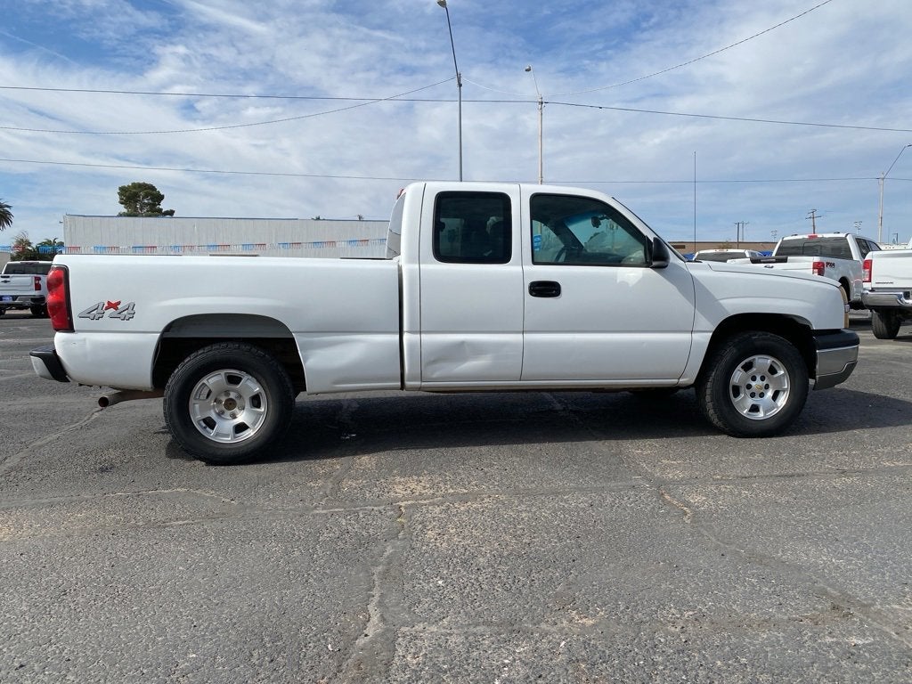 2004 Chevrolet Silverado 1500 Work Truck