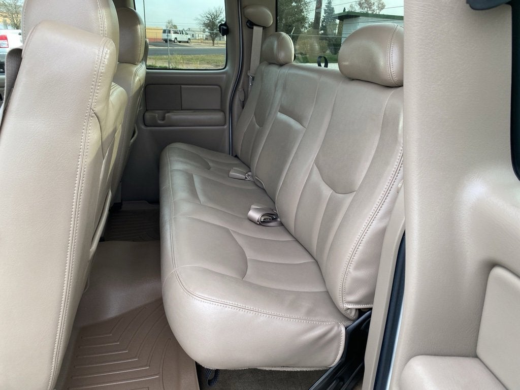 2004 Chevrolet Silverado 2500 HD LT