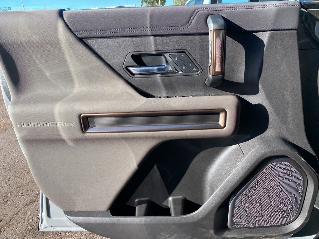 2025 GMC HUMMER EV SUV 2X