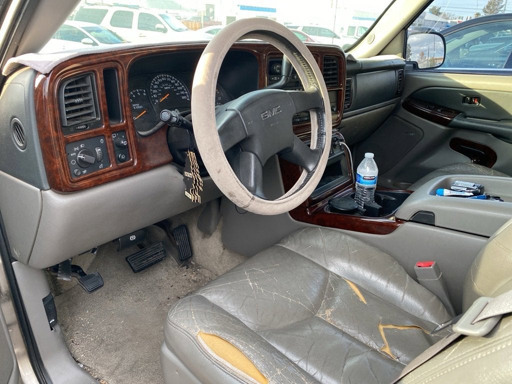 2003 GMC Yukon SLT