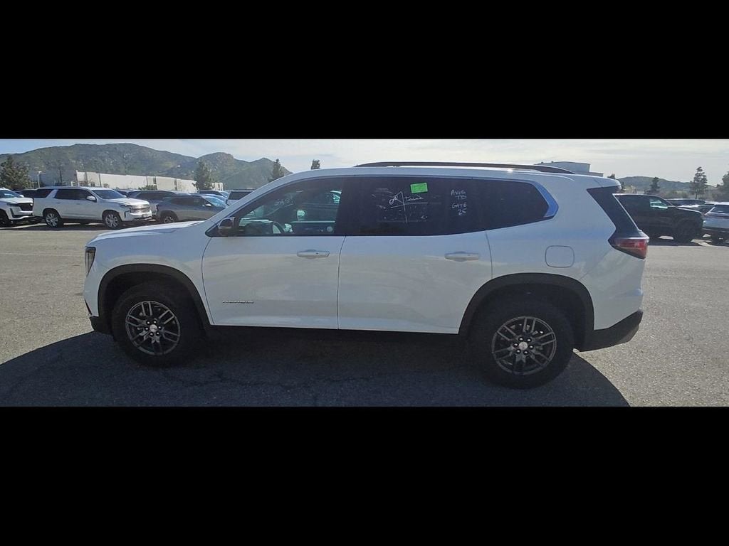 2025 GMC Acadia Elevation