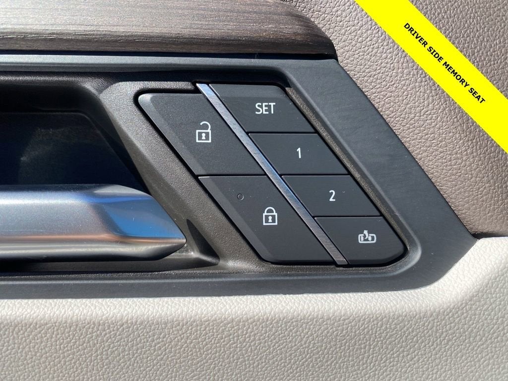 2024 GMC Acadia Denali