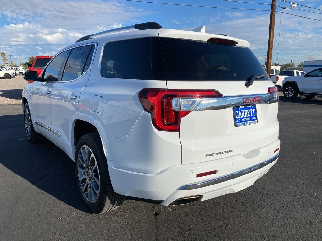 2023 GMC Acadia Denali