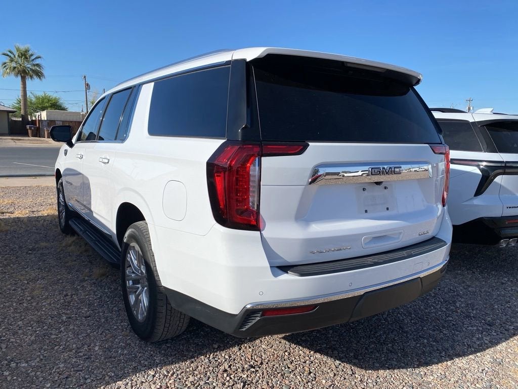 2023 GMC Yukon XL SLT