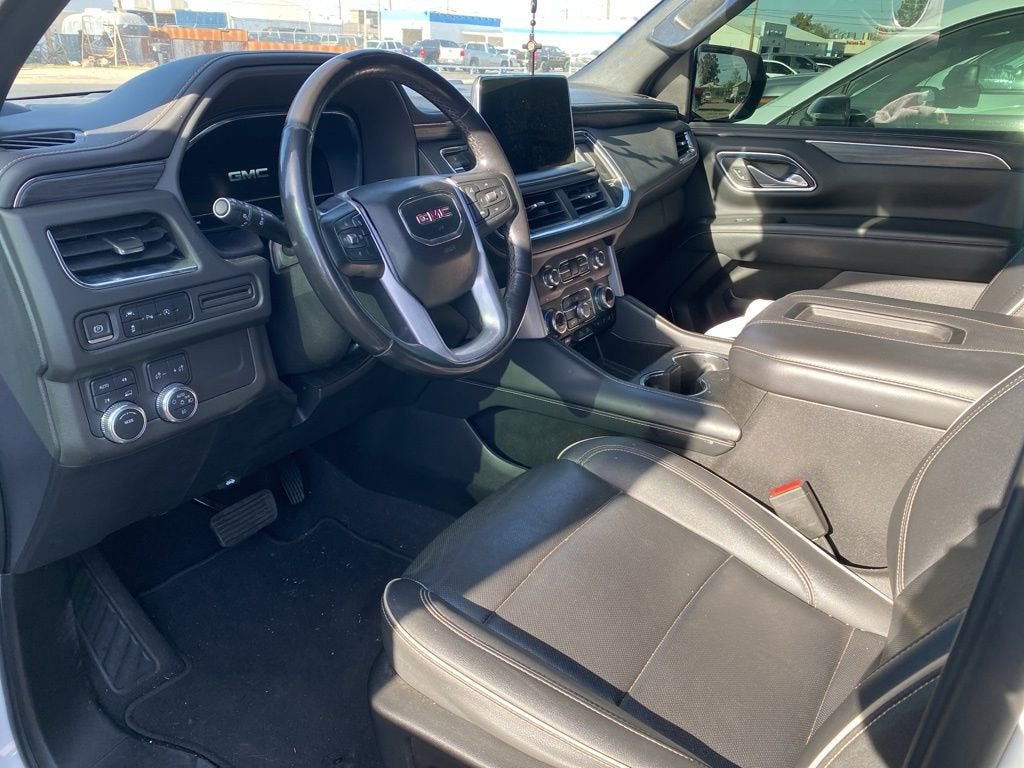 2023 GMC Yukon XL SLT