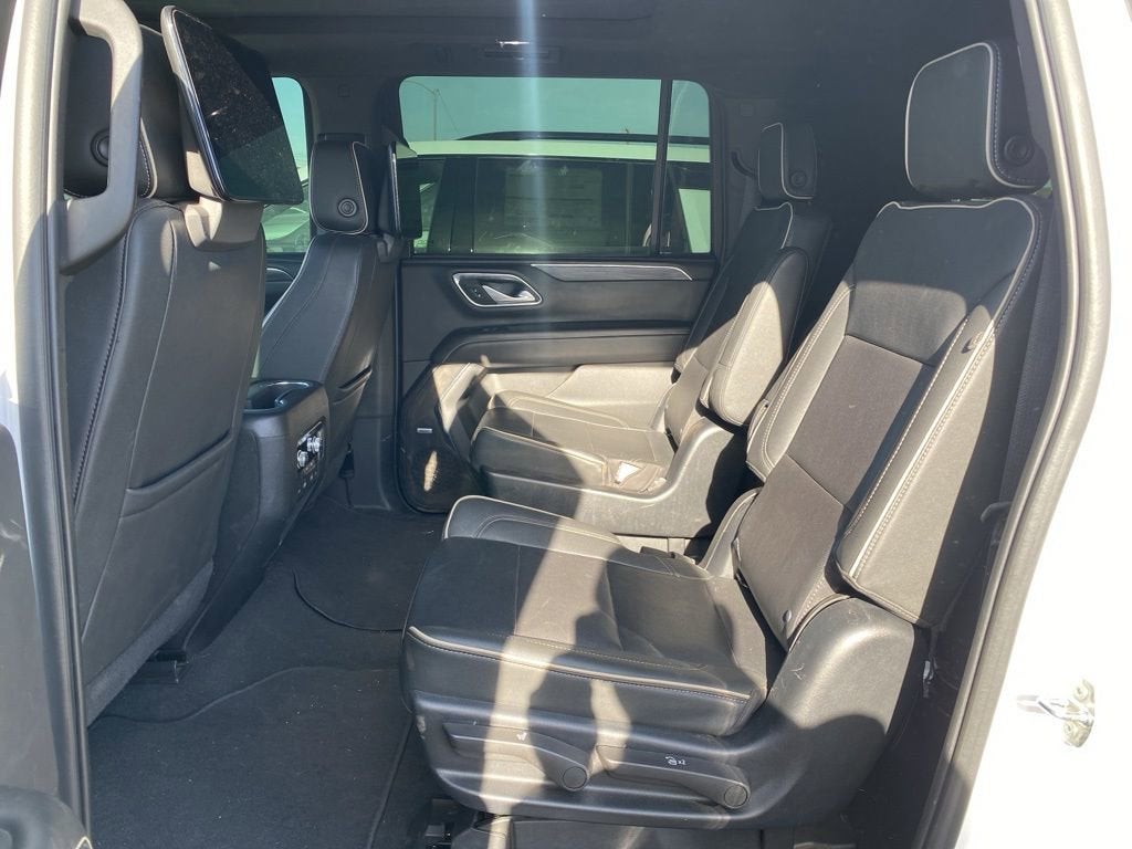 2023 GMC Yukon XL SLT