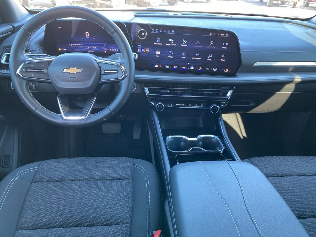 2024 Chevrolet Traverse LS