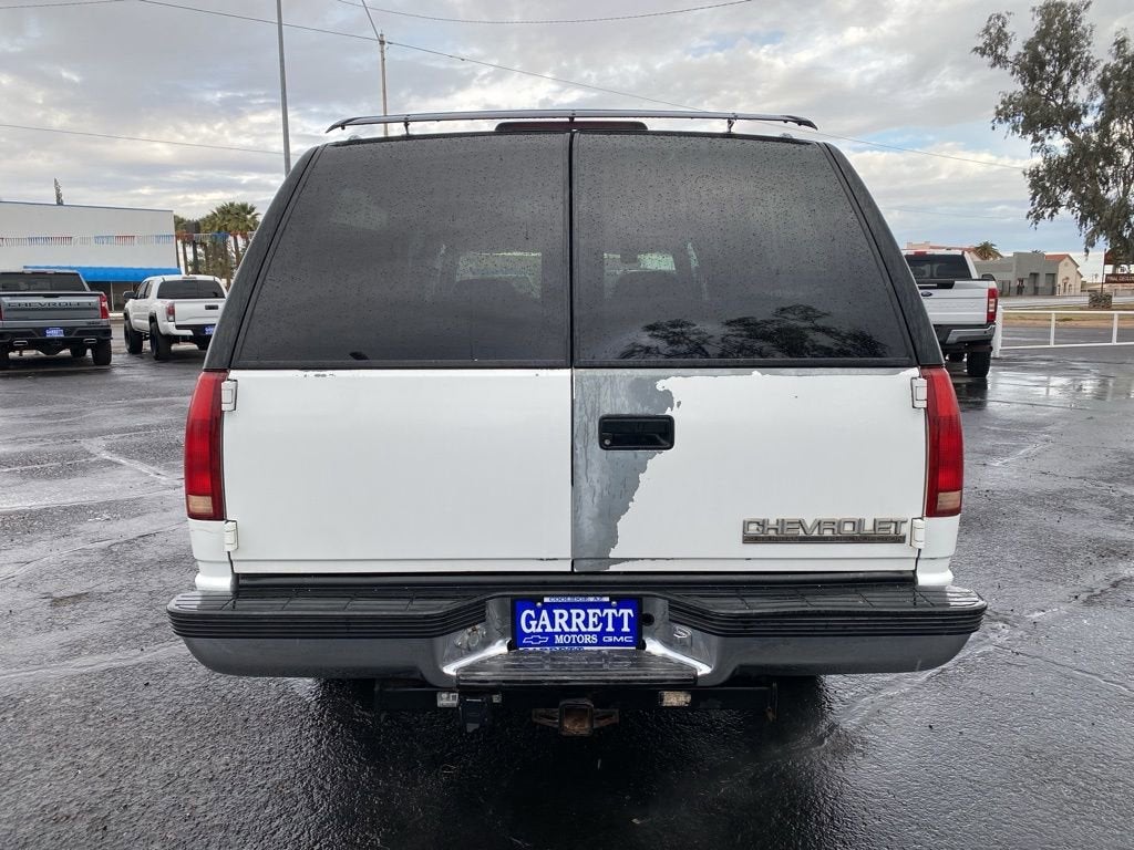 1994 Chevrolet Suburban Base