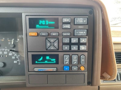 1994 Chevrolet Suburban Base