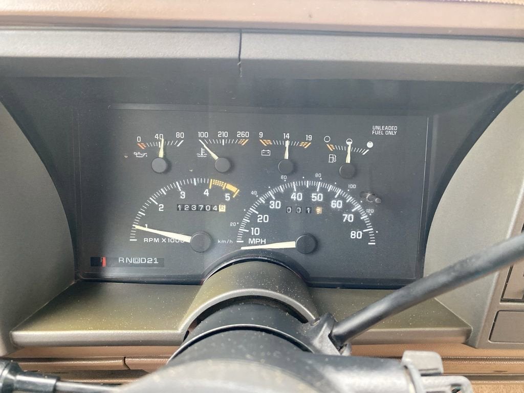 1994 Chevrolet Suburban Base