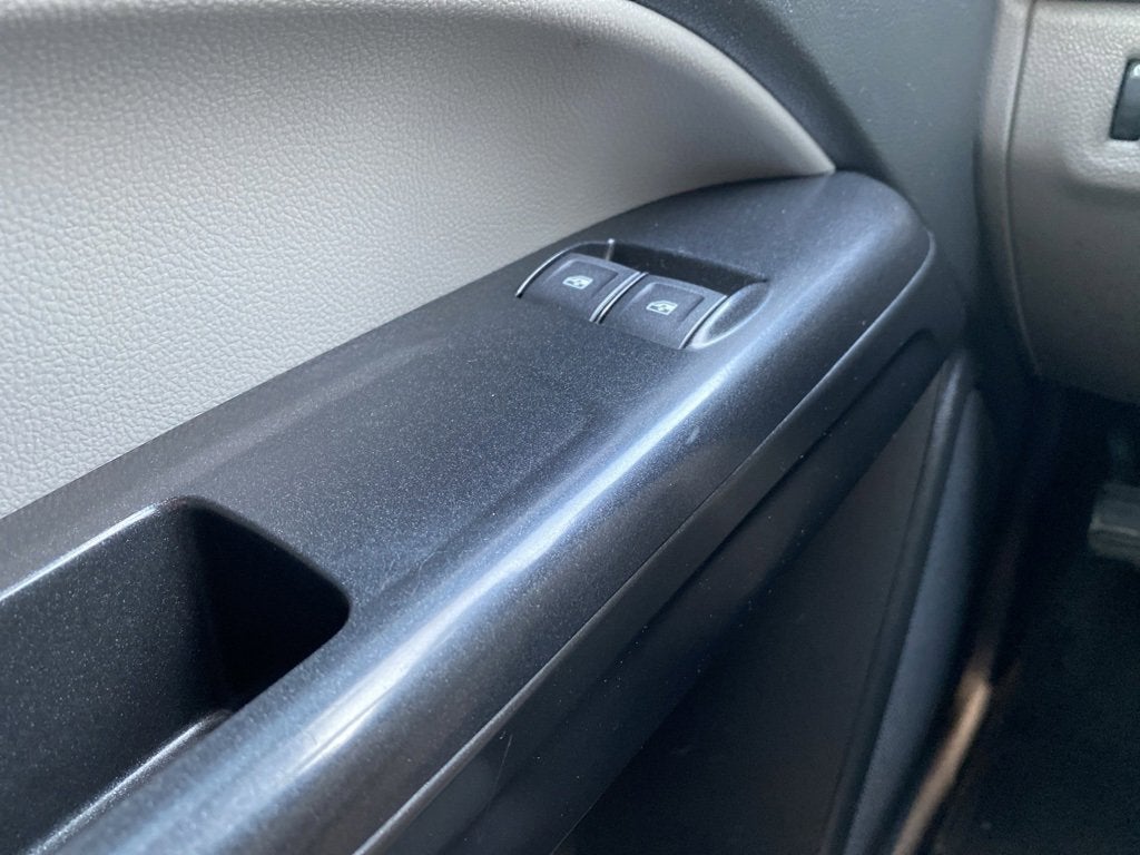 2022 GMC Canyon Elevation Standard