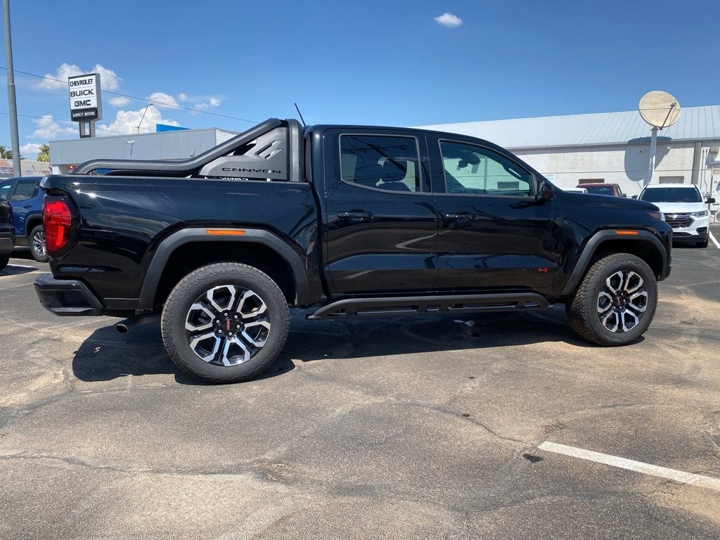 2025 GMC Canyon AT4