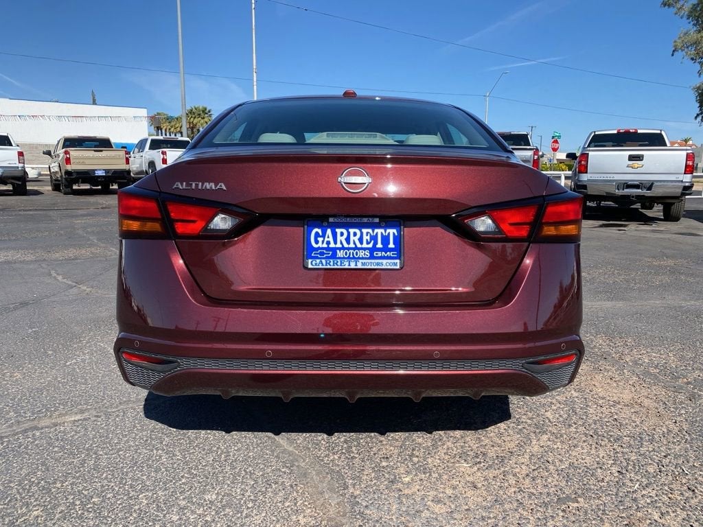 2025 Nissan Altima SV