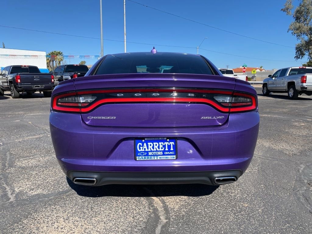 2016 Dodge Charger SXT
