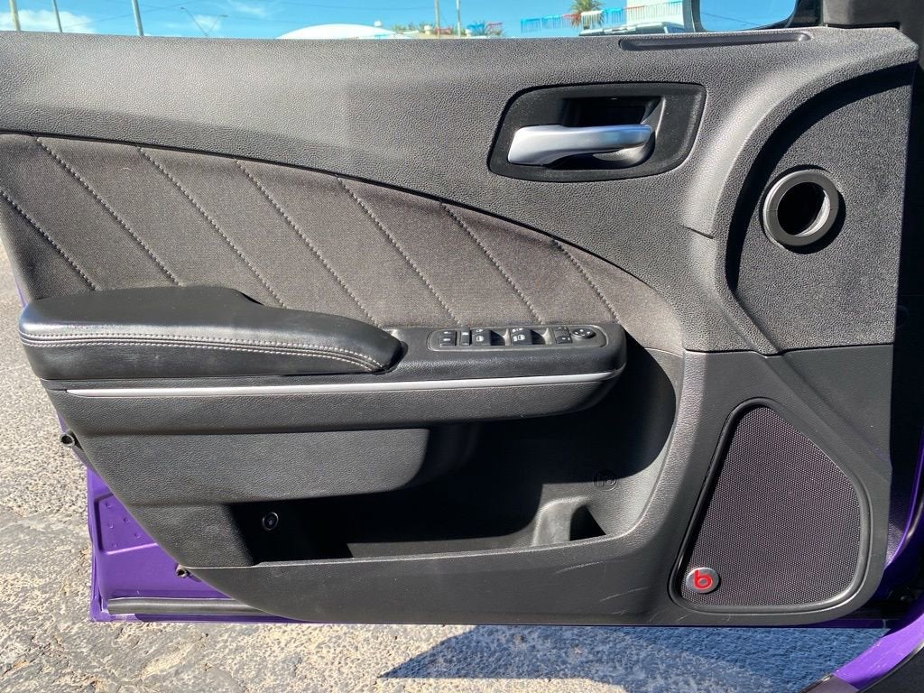 2016 Dodge Charger SXT