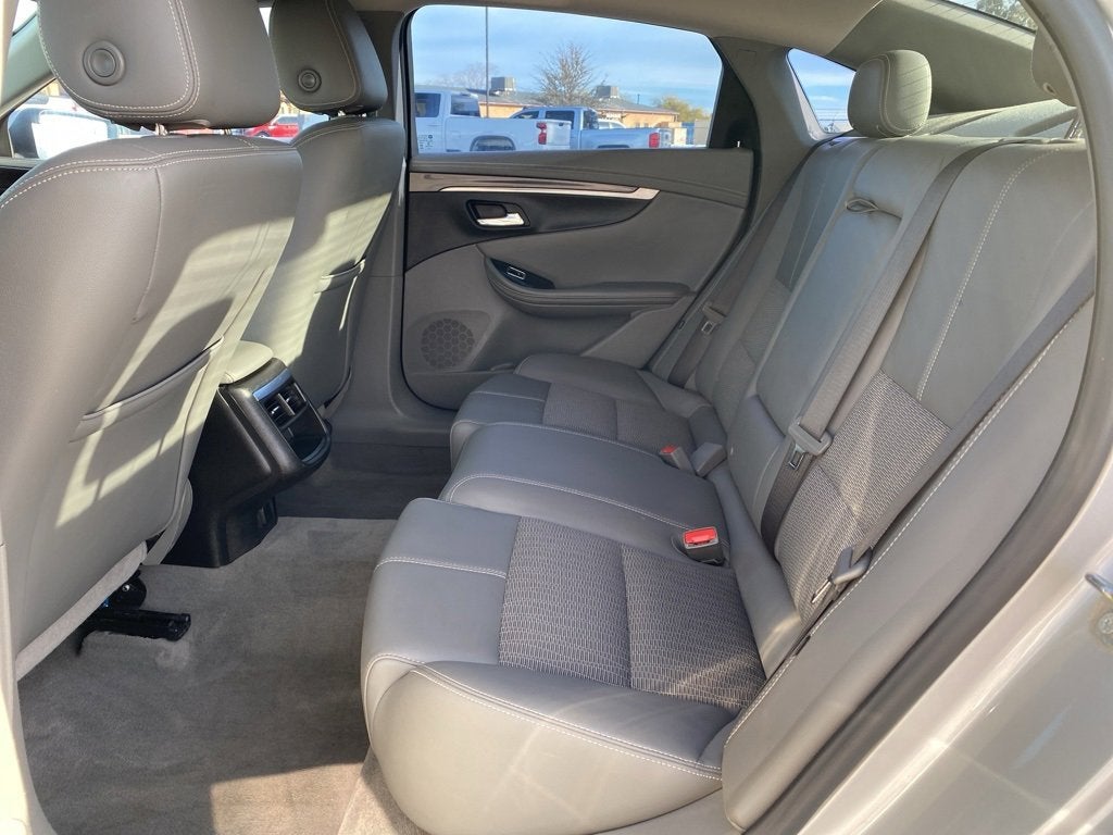 2017 Chevrolet Impala LT