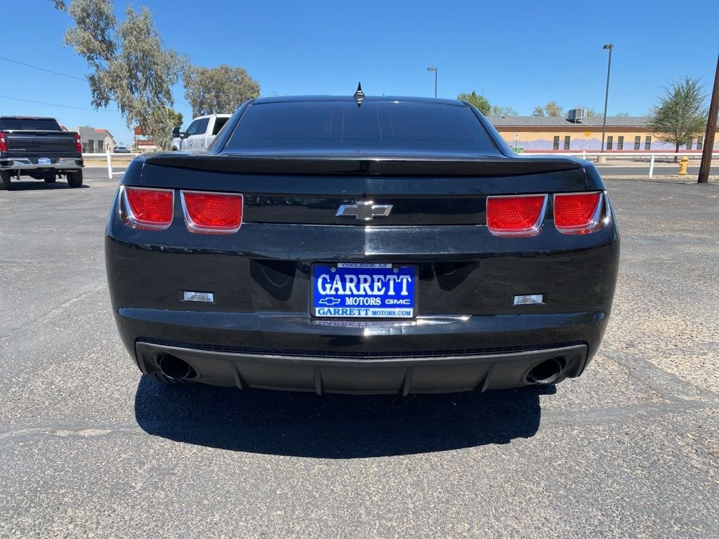 2011 Chevrolet Camaro 2LS