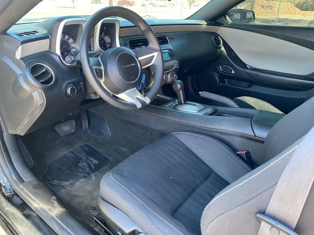 2011 Chevrolet Camaro 2LS