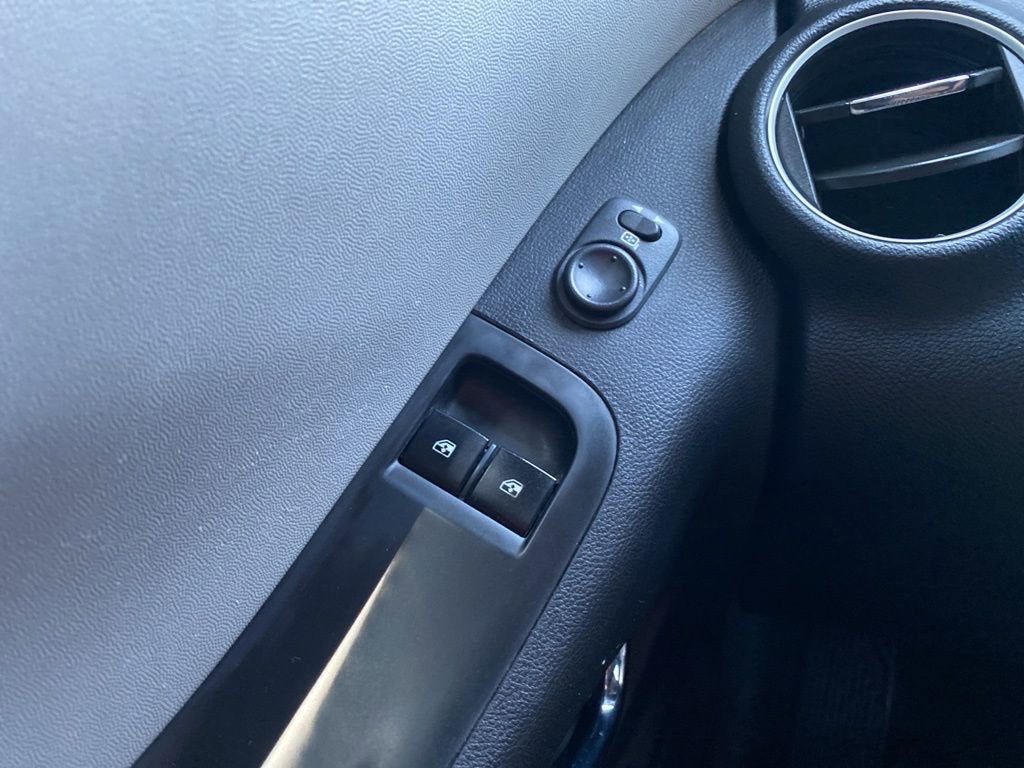 2011 Chevrolet Camaro 2LS