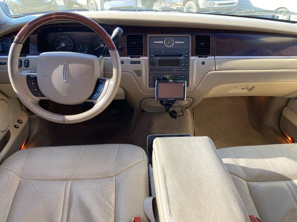 2008 Lincoln Town Car Limited