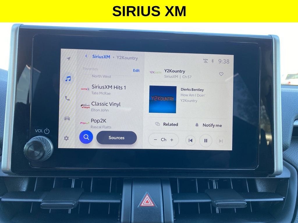 2025 Toyota RAV4 XLE