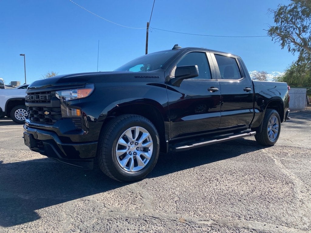2023 Chevrolet Silverado 1500 Custom