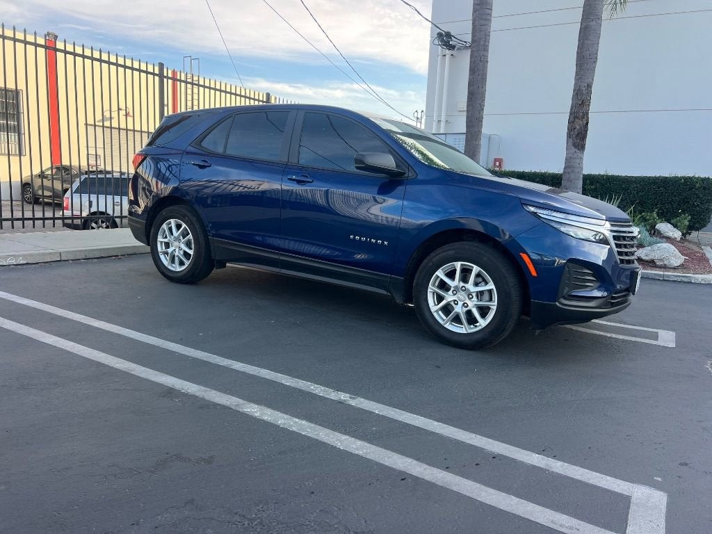2023 Chevrolet Equinox LS