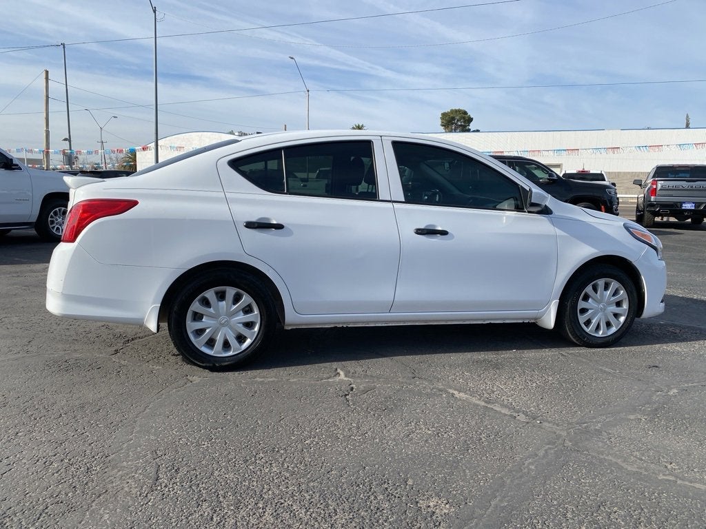 2019 Nissan Versa Sedan S Plus