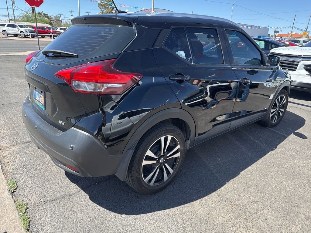 2020 Nissan Kicks SV