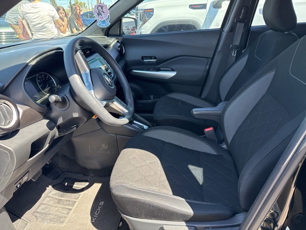 2020 Nissan Kicks SV