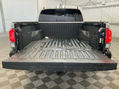 2022 Toyota Tacoma 2WD SR5