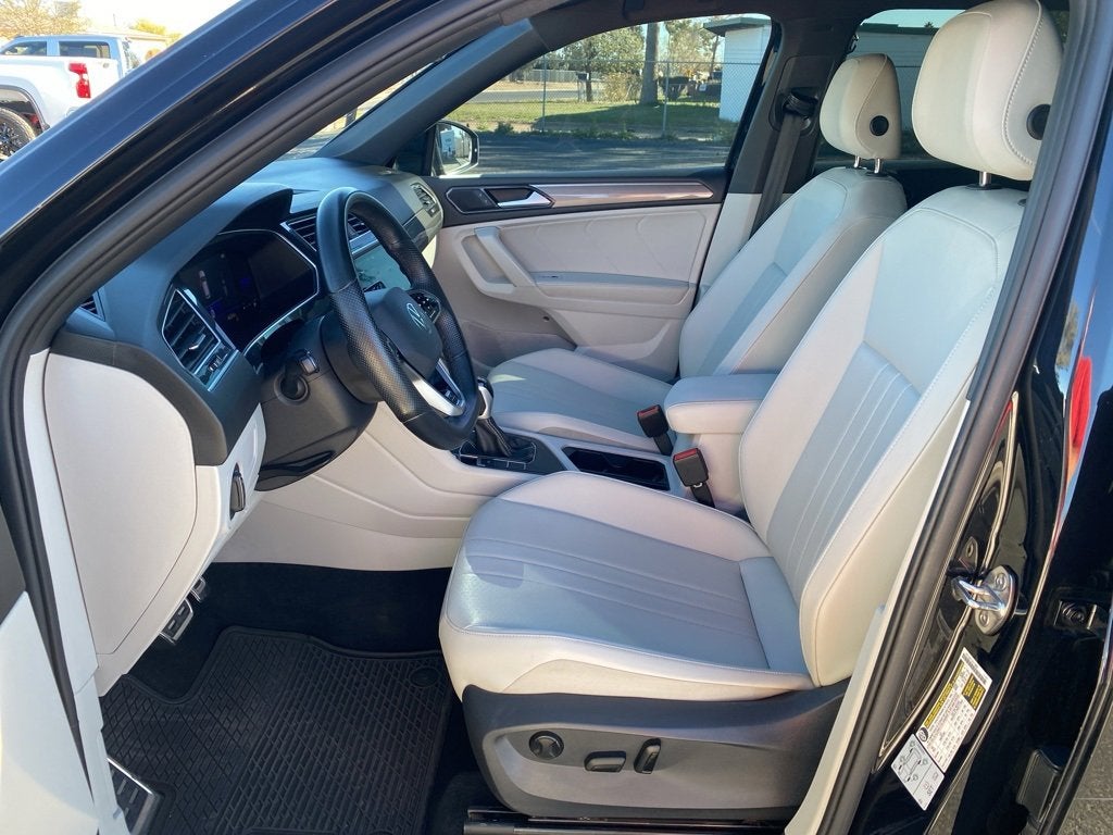 2022 Volkswagen Tiguan SE R-Line Black