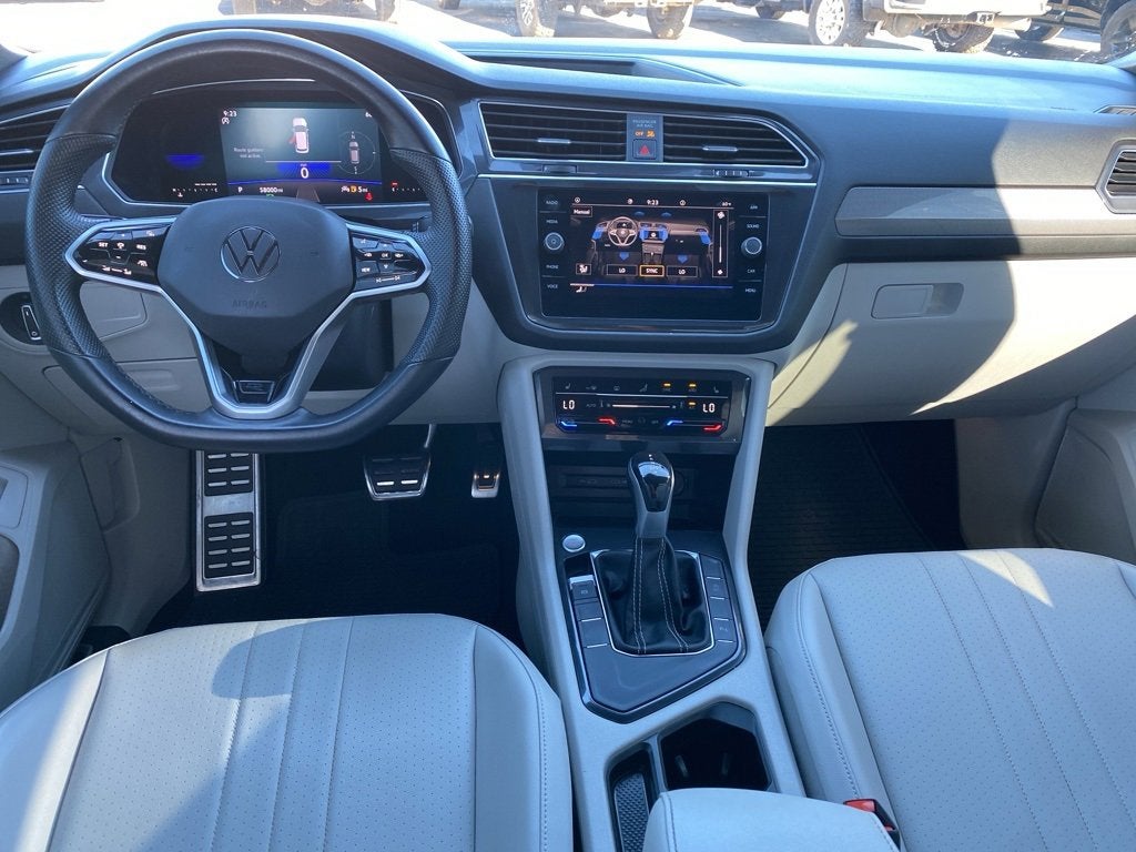 2022 Volkswagen Tiguan SE R-Line Black