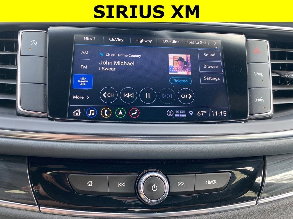 2023 Buick Enclave Essence