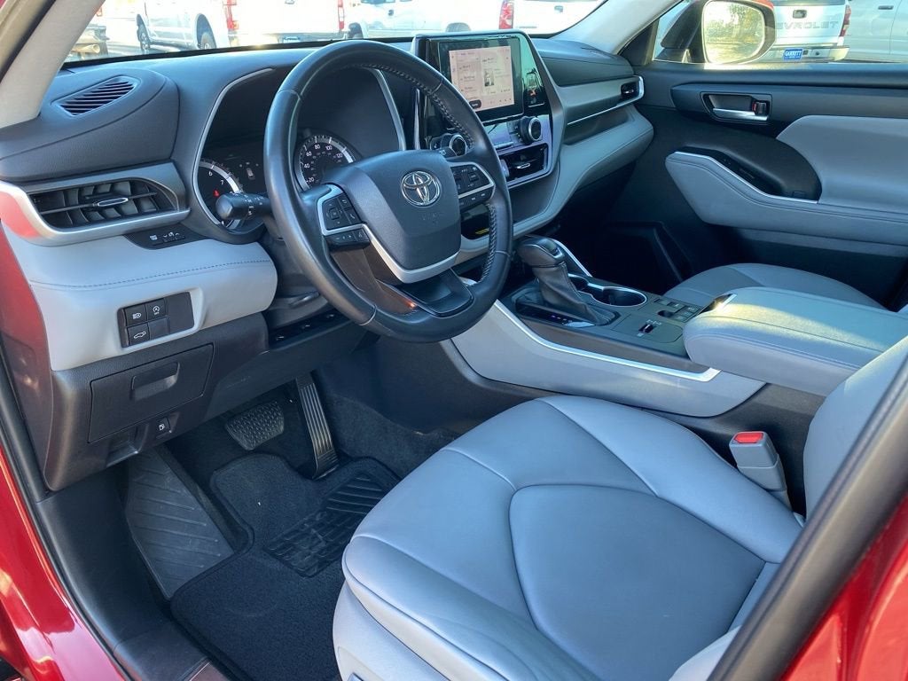 2023 Toyota Highlander XLE