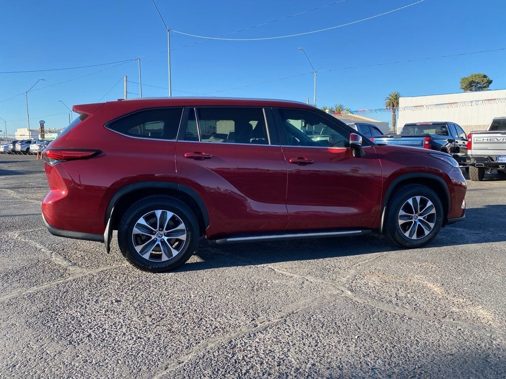 2023 Toyota Highlander XLE