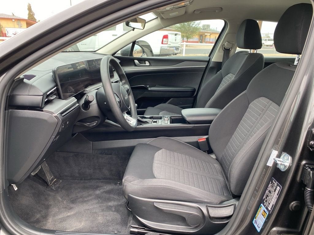 2025 Kia K5 LXS