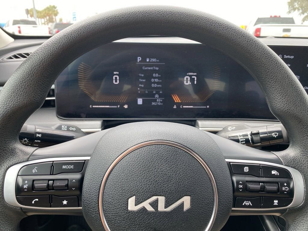 2025 Kia K5 LXS