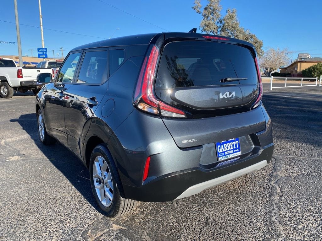 2025 Kia Soul LX