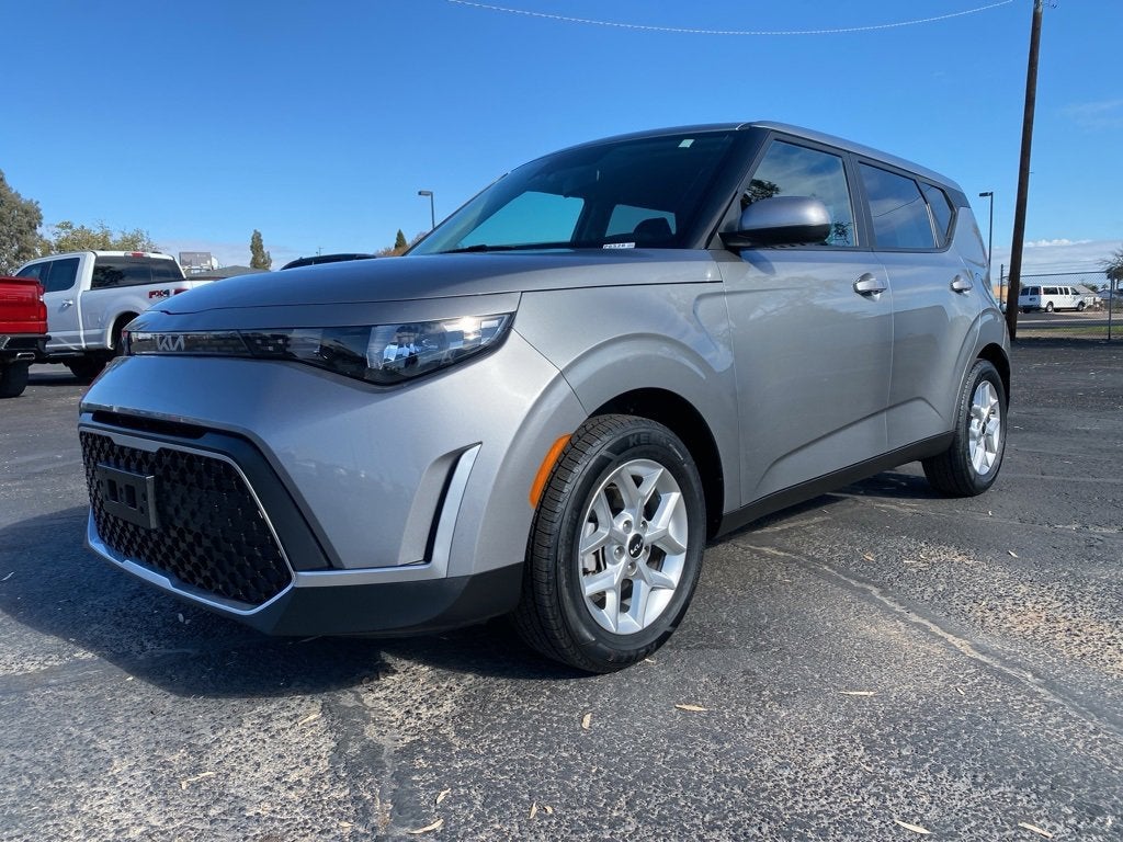 2024 Kia Soul LX