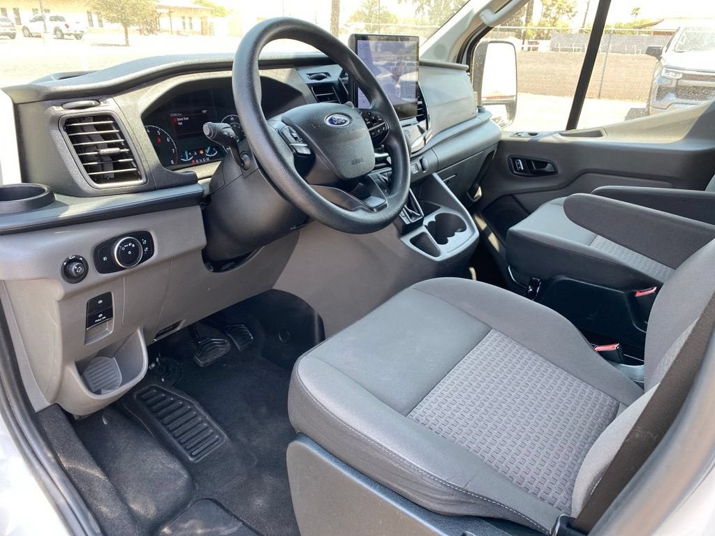 2023 Ford Transit Passenger Wagon XL