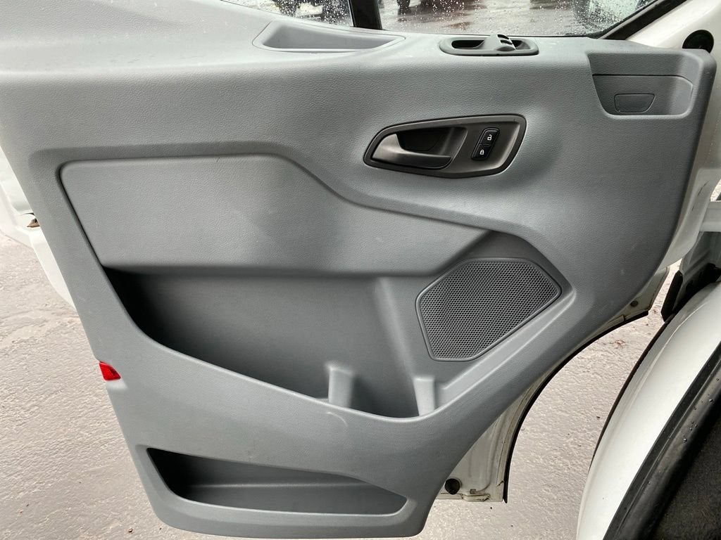 2017 Ford Transit Wagon XL