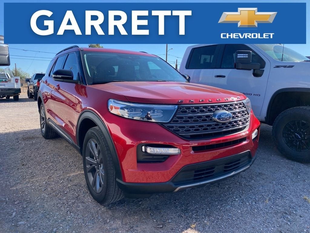 2023 Ford Explorer XLT 4WD's photo