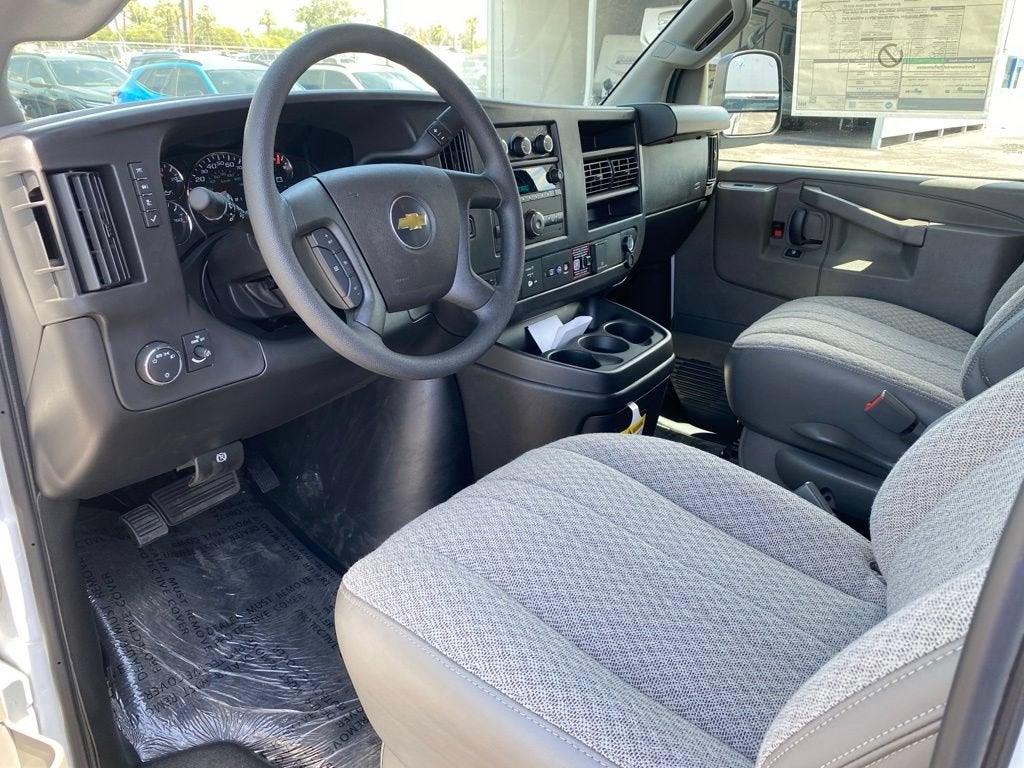 2026 Chevrolet Express Passenger LS - Photo 19