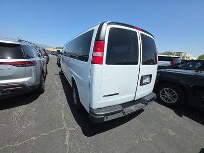 2025 Chevrolet Express Passenger 1LT
