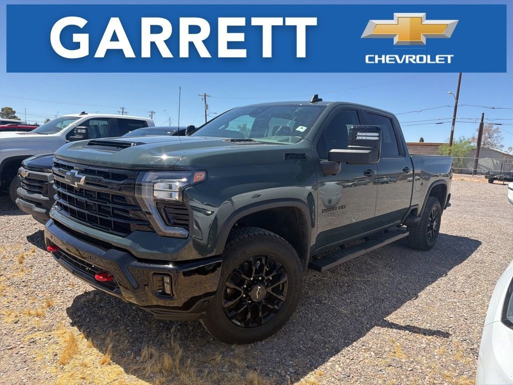 2026 Chevrolet Silverado HD LT 4WD Crew Cab Standard Box's photo